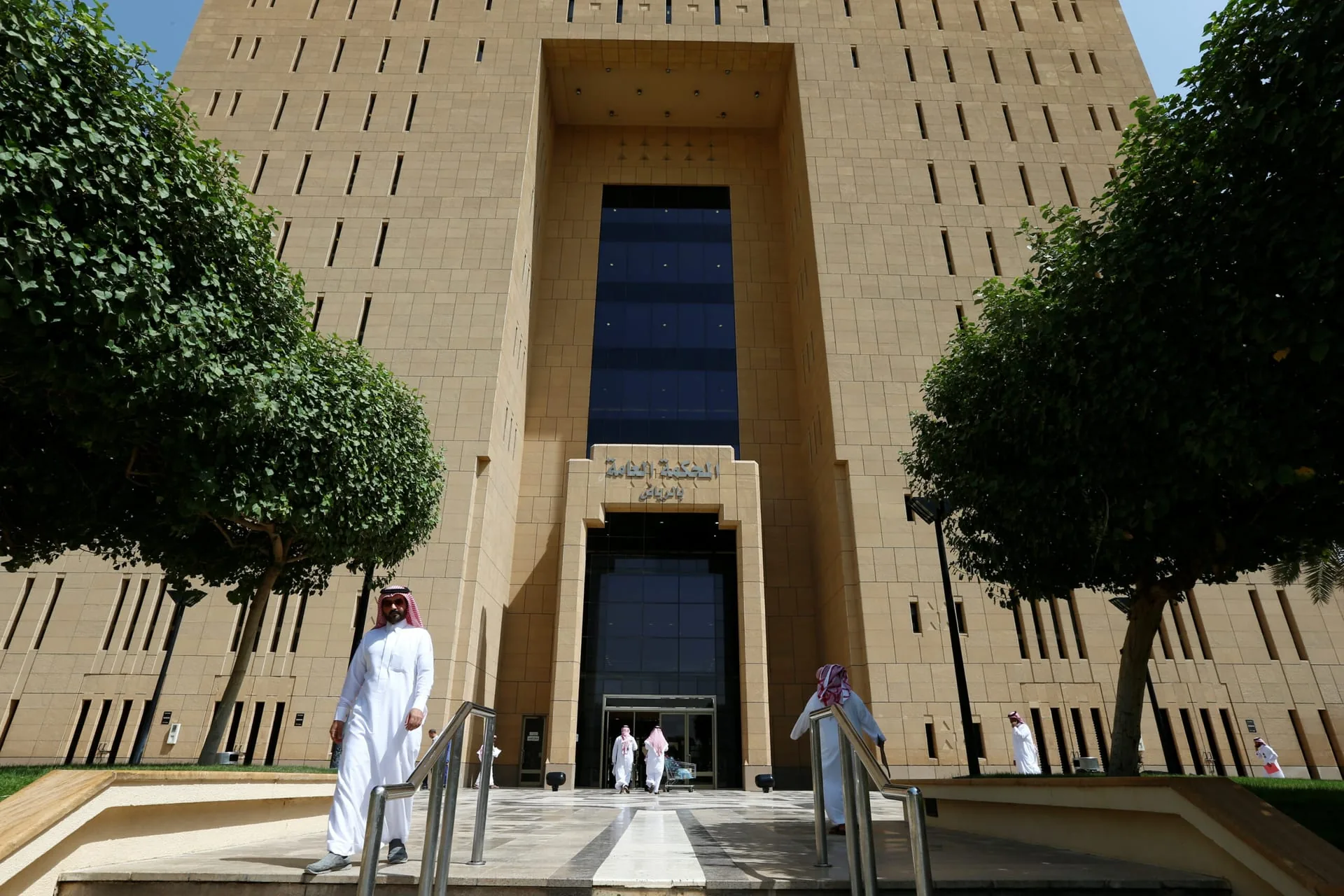 الشريك الإداري، ميثاق للمحاماة